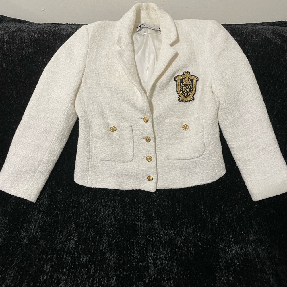 Zara Textured Pocket Cropped Blazer Emblem Patch